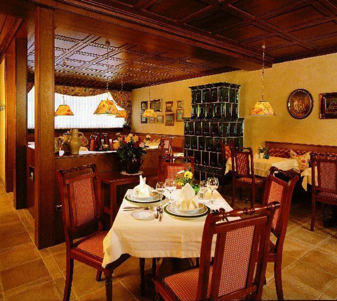 Hotel Wilder Mann Königstein in der Oberpfalz Zewnętrze zdjęcie